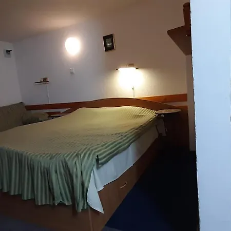 Casa Cristina In La 400m De Partia De בית אירוח בוסטאני